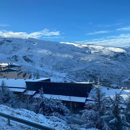 Sierra Nevada Edificio Montaire アパート